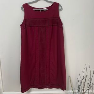 Sleeveless Shift dress